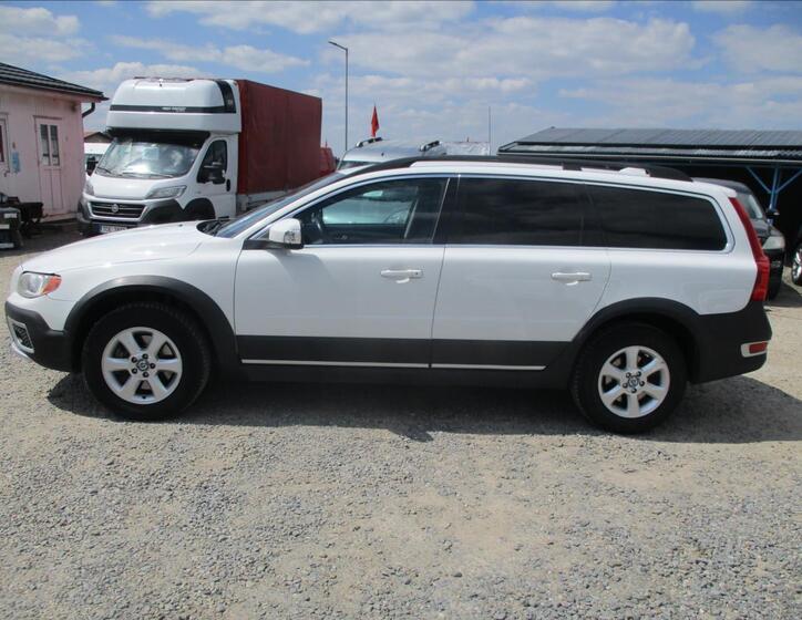 Volvo XC70 29