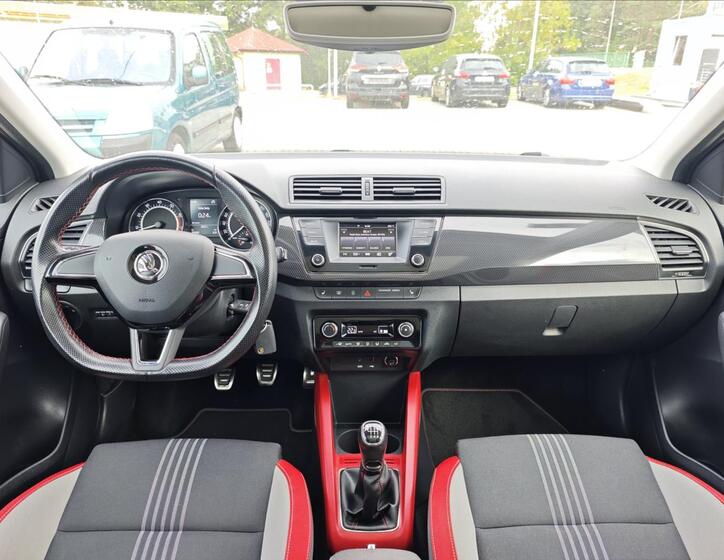 Škoda Fabia 15