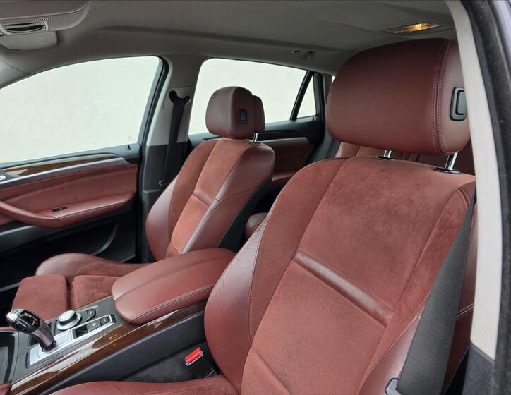 BMW X6 10