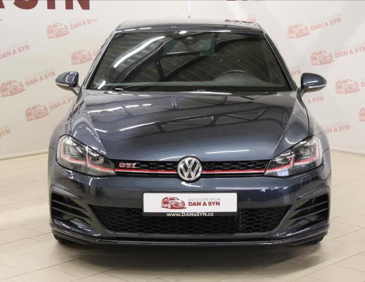 Volkswagen Golf 2