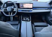 BMW i5 8