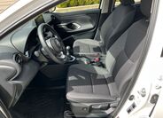Toyota Yaris 10