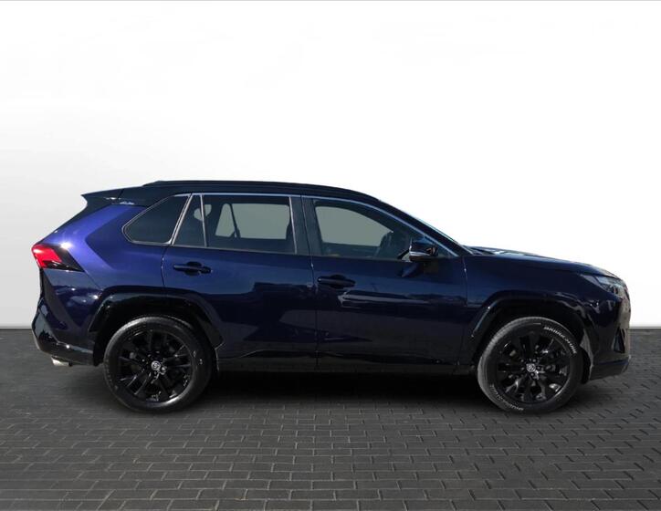 Toyota RAV4 8