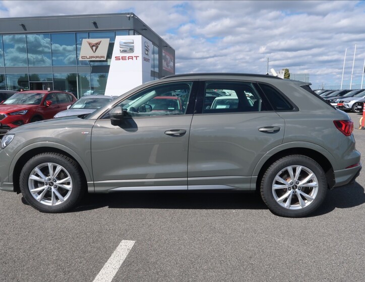Audi Q3 3