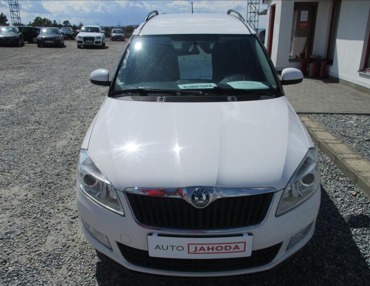 Škoda Roomster 2