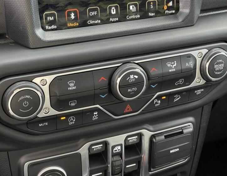 Jeep Wrangler 57