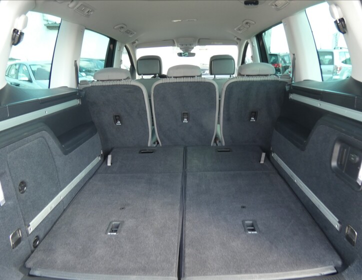 Seat Alhambra 16