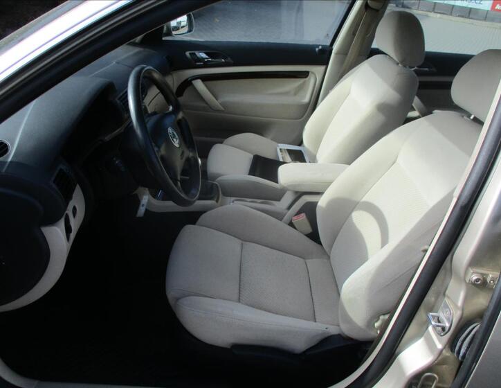 Škoda Superb 7