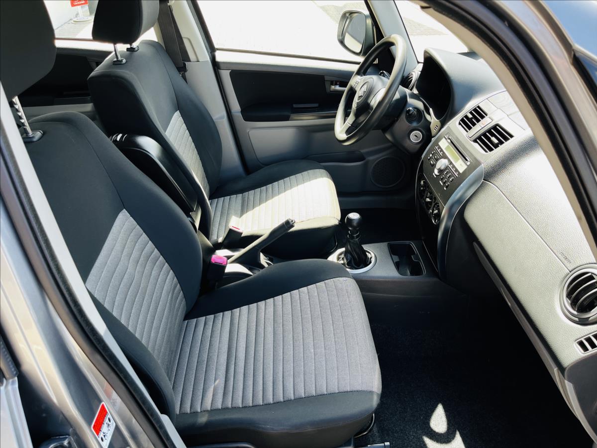 Suzuki SX4