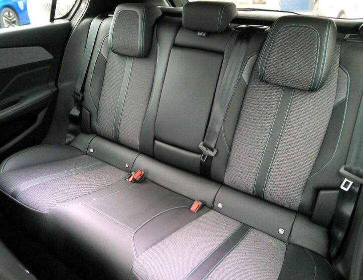 Peugeot 308 6