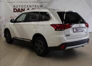Mitsubishi Outlander 6