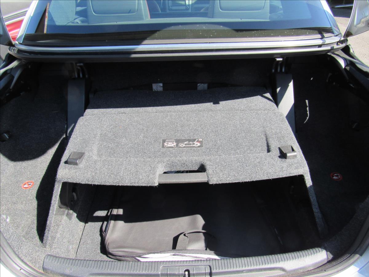 Volkswagen EOS