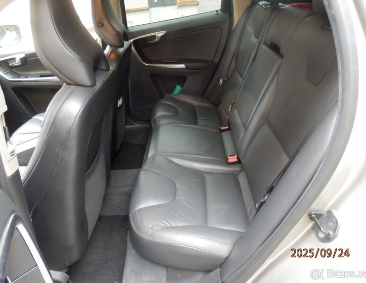 Volvo XC60 15