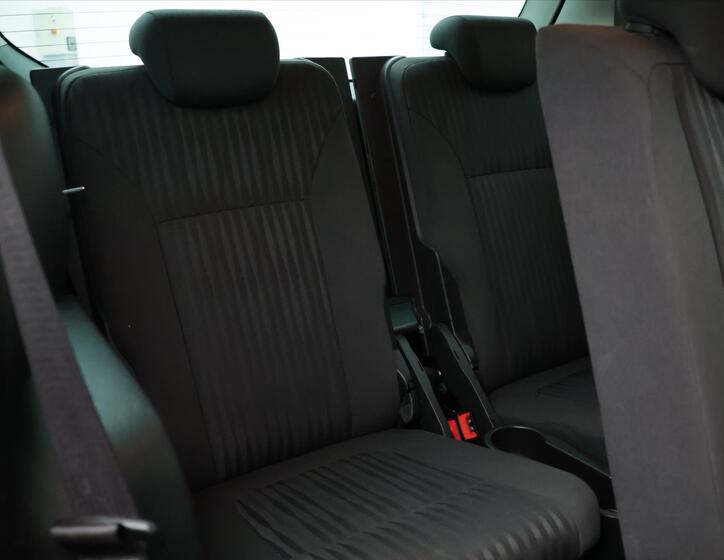 Opel Zafira 16