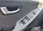 Hyundai i30 23