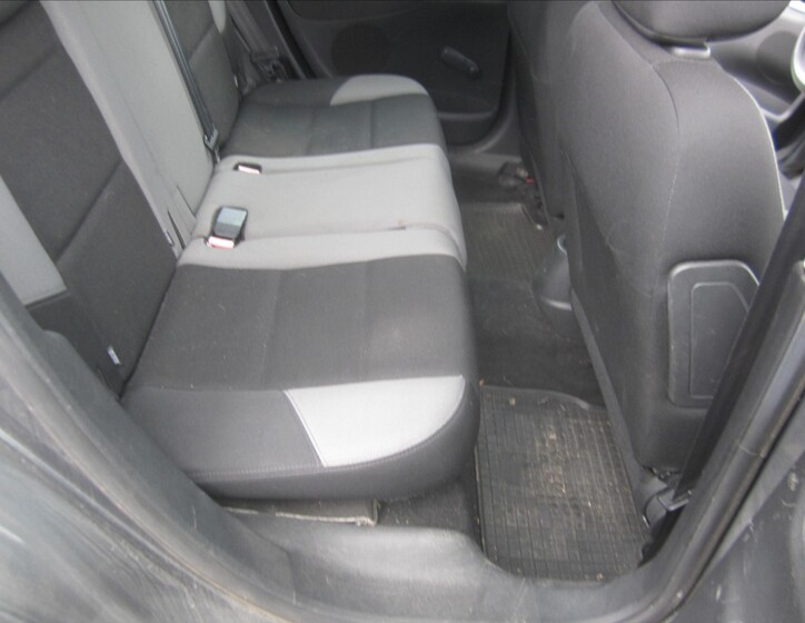 Peugeot 207 21