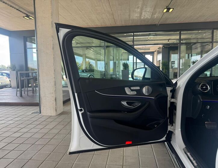 Mercedes-Benz Třídy E 9