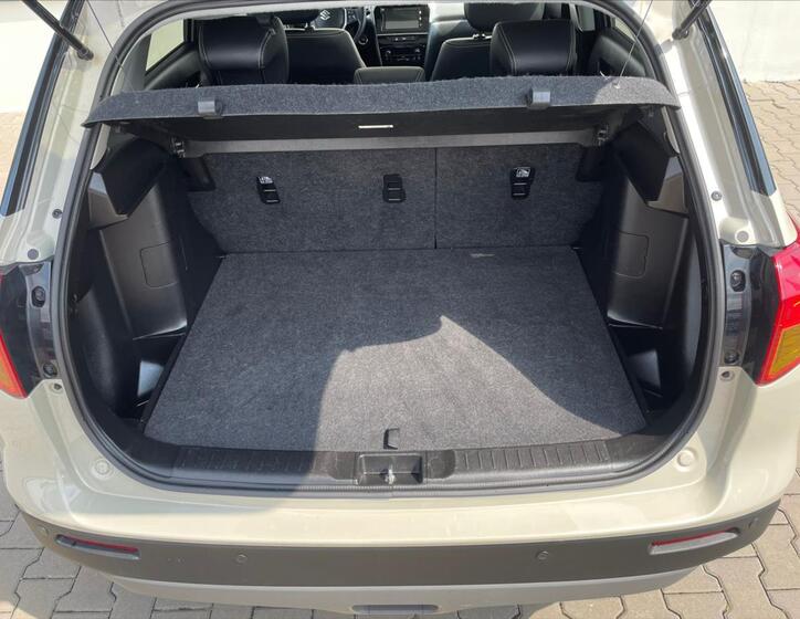 Suzuki Vitara 8
