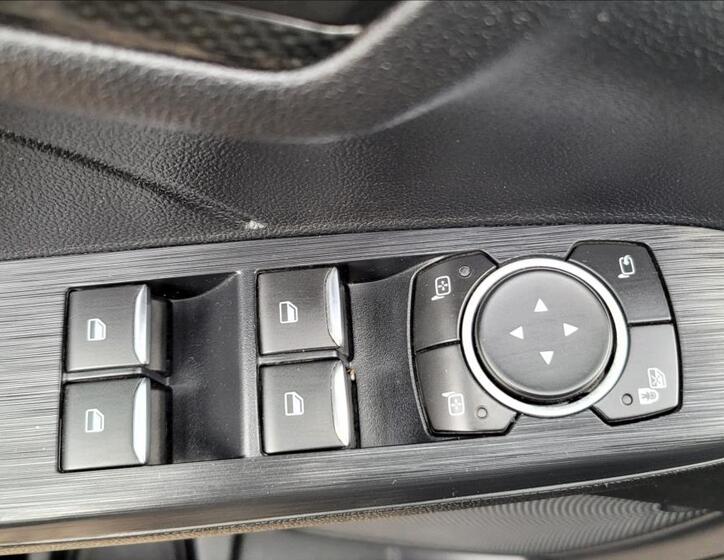 Ford Kuga 37