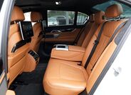 BMW Řada 7 32