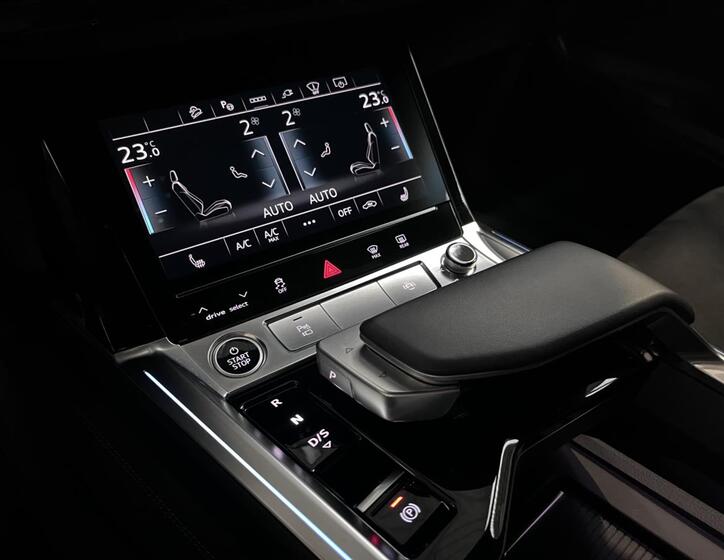 Audi Q8 e-tron 12