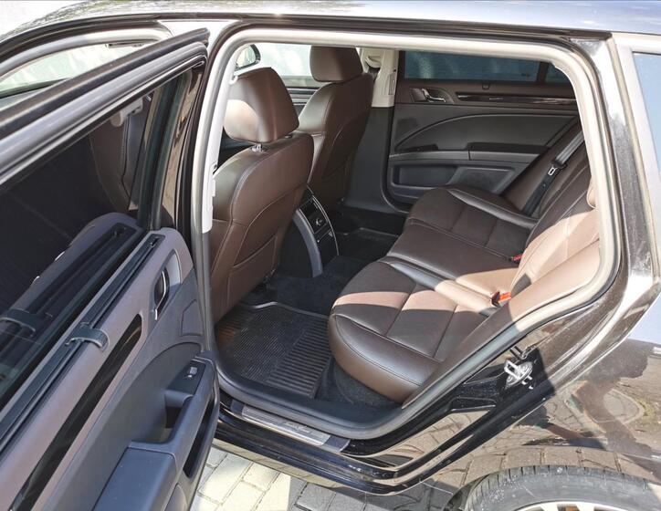 Škoda Superb 13