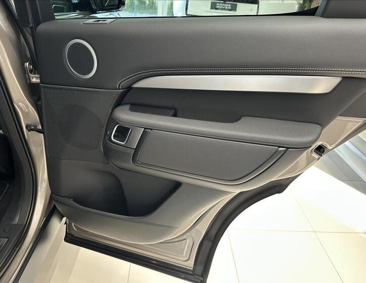 Land Rover Discovery 22