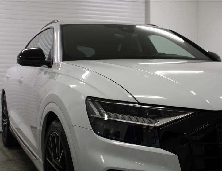 Audi SQ8 54