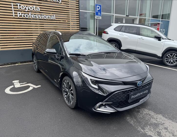 Toyota Corolla 13
