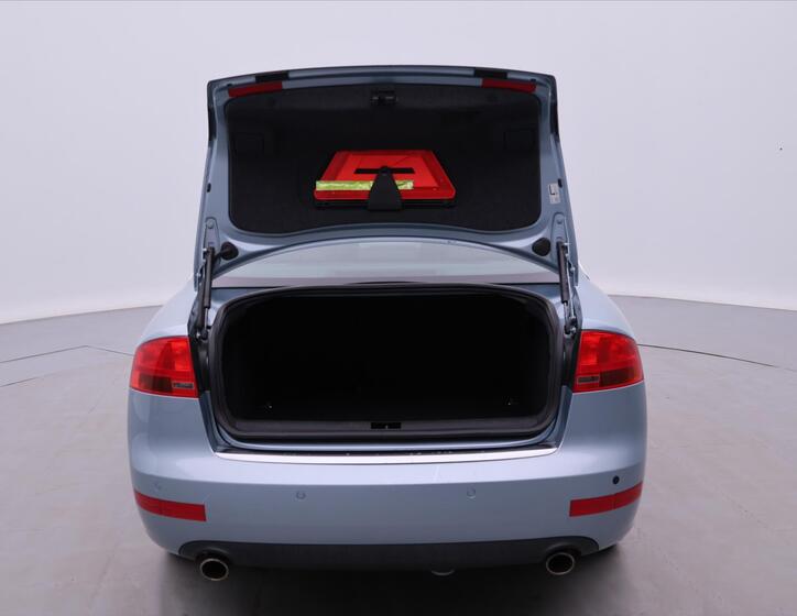 Audi A4 9