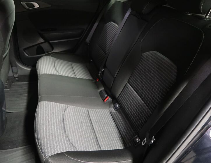 KIA Ceed 10