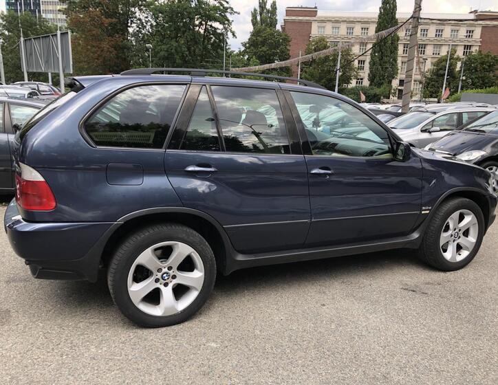 BMW X5 16
