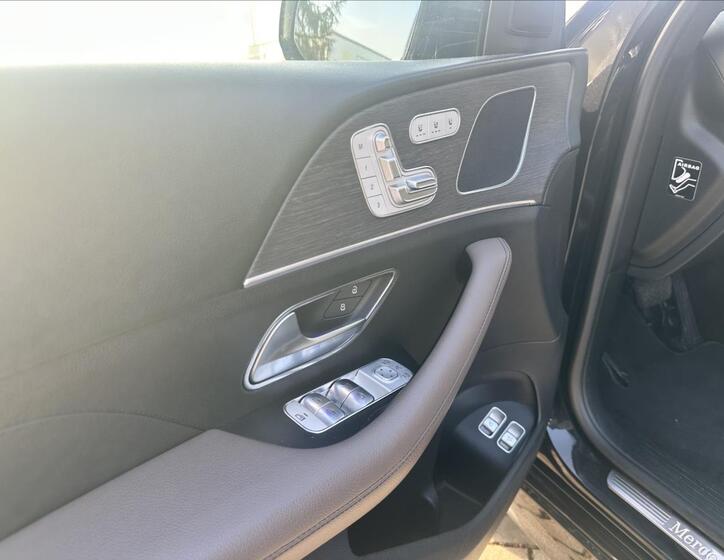 Mercedes-Benz GLE 11