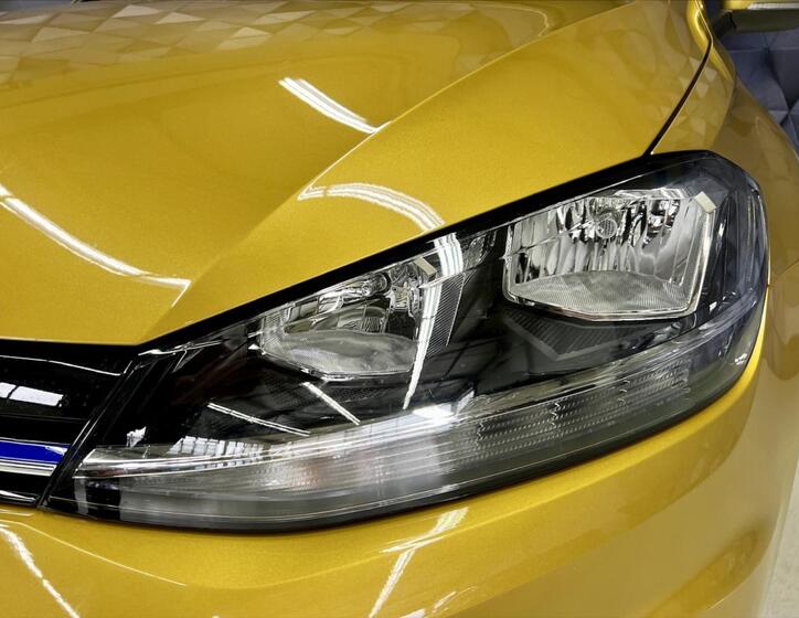 Volkswagen Golf 8