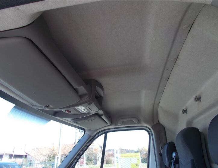 Renault Master 27