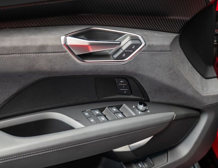 Audi e-tron 19