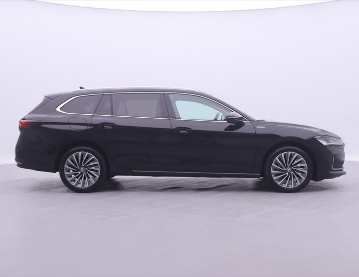 Škoda Superb 43
