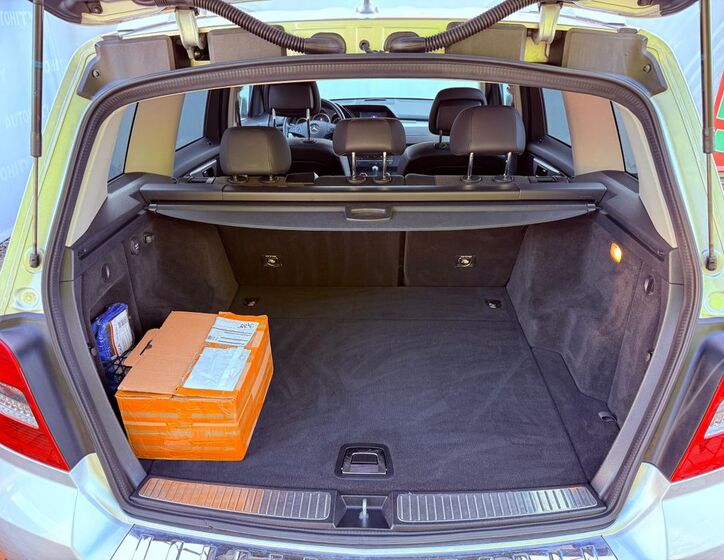 Mercedes-Benz GLK 9