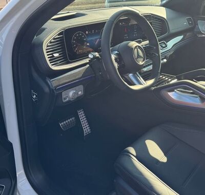 Mercedes-Benz GLE 8