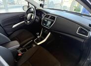 Suzuki SX4 8