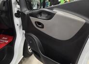 Renault Trafic 18