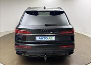 Audi Q7 5