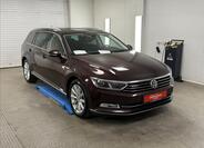 Volkswagen Passat 1