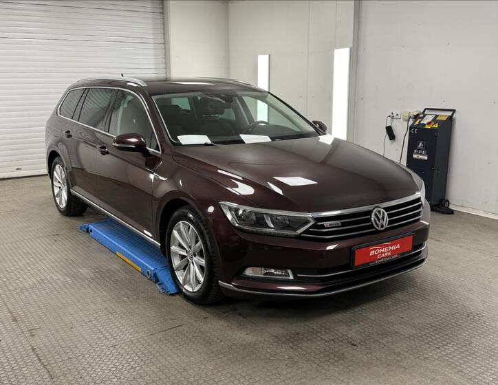 Volkswagen Passat 1