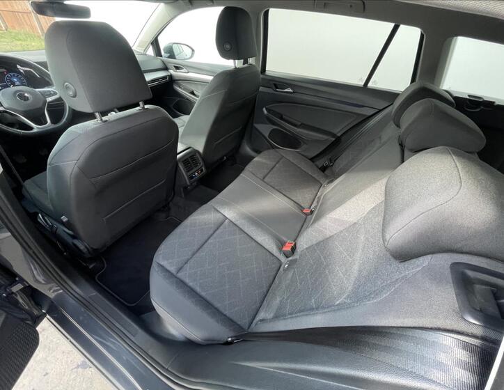 Volkswagen Golf 16