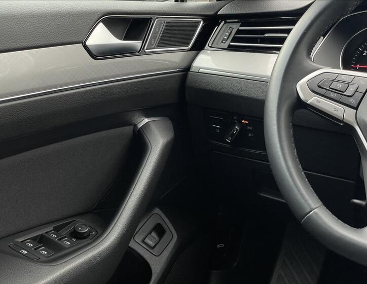 Volkswagen Passat 14