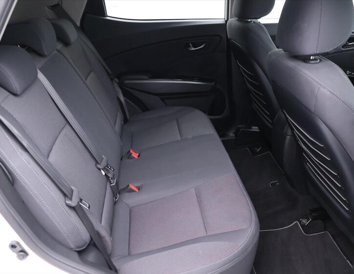 SsangYong Tivoli 15