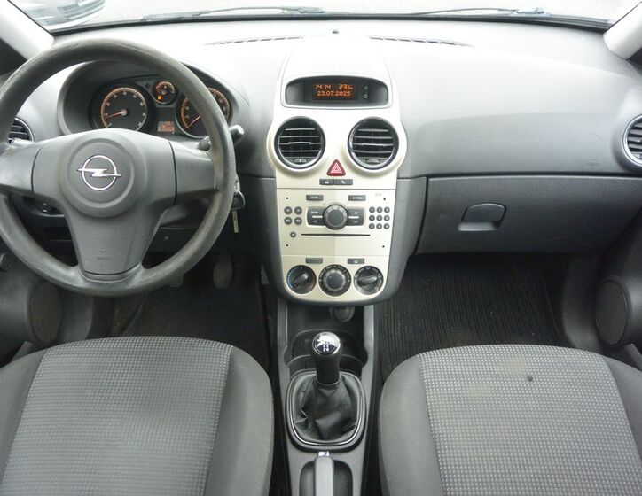Opel Corsa 11