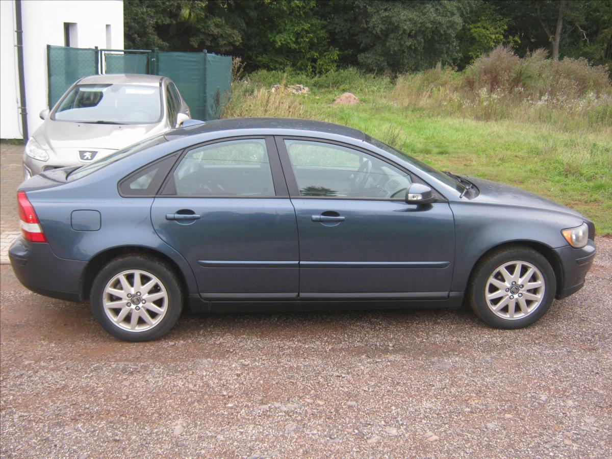 Volvo S40