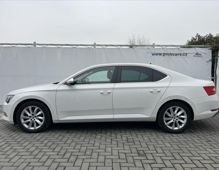 Škoda Superb 4